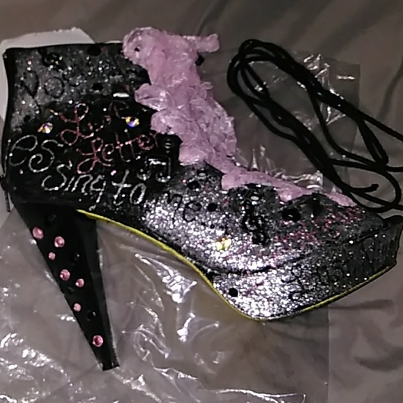 Open toe boots/shoes - Picture 5 of 8